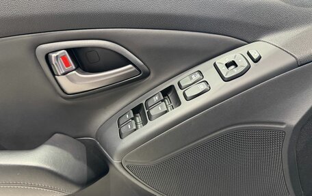 Hyundai ix35 I рестайлинг, 2015 год, 1 580 000 рублей, 18 фотография