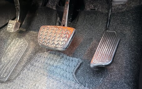 Toyota Prius, 2014 год, 1 490 000 рублей, 10 фотография