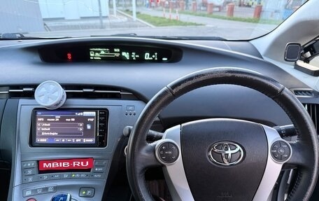 Toyota Prius, 2014 год, 1 490 000 рублей, 12 фотография