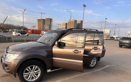 Mitsubishi Pajero IV, 2014 год, 2 490 000 рублей, 6 фотография