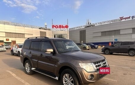 Mitsubishi Pajero IV, 2014 год, 2 490 000 рублей, 4 фотография