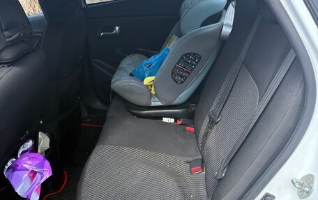 KIA Rio III рестайлинг, 2013 год, 800 000 рублей, 7 фотография