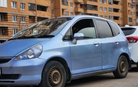 Honda Fit III, 2002 год, 298 000 рублей, 2 фотография