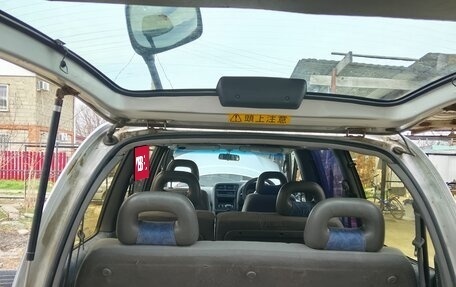 Nissan Serena I, 1998 год, 310 000 рублей, 6 фотография