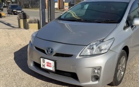 Toyota Prius, 2010 год, 1 000 000 рублей, 2 фотография