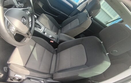 Volkswagen Passat B8 рестайлинг, 2018 год, 2 440 000 рублей, 3 фотография