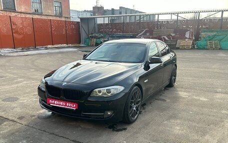 BMW 5 серия, 2011 год, 2 000 000 рублей, 2 фотография