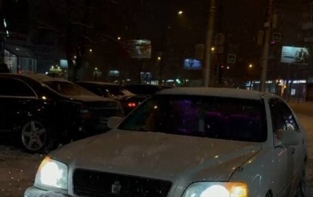 Toyota Crown, 2001 год, 1 100 000 рублей, 14 фотография