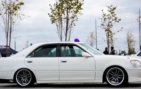 Toyota Crown, 2001 год, 1 100 000 рублей, 21 фотография