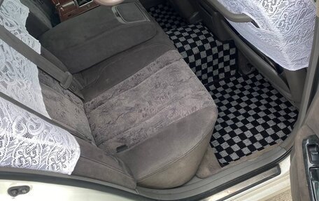 Toyota Crown, 2001 год, 1 100 000 рублей, 39 фотография