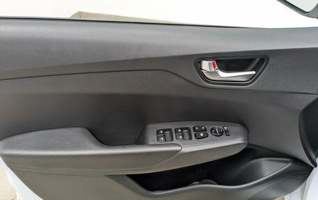 Hyundai Solaris II рестайлинг, 2020 год, 1 650 000 рублей, 7 фотография