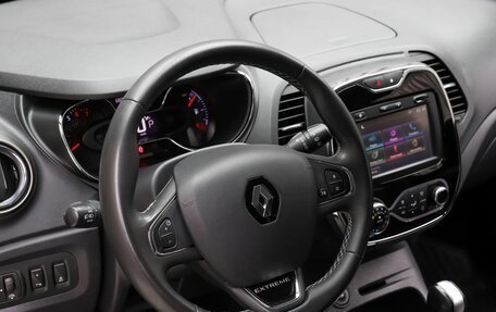 Renault Kaptur I рестайлинг, 2017 год, 1 749 000 рублей, 8 фотография