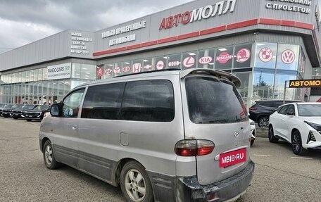 Hyundai Starex I рестайлинг, 2004 год, 585 000 рублей, 3 фотография