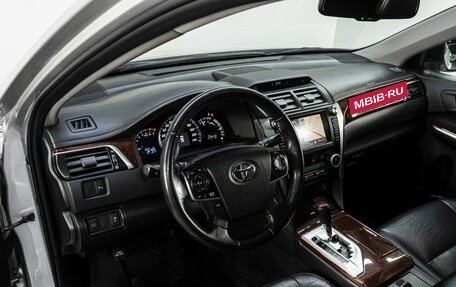 Toyota Camry, 2013 год, 1 650 000 рублей, 9 фотография