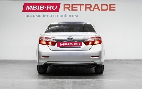 Toyota Camry, 2013 год, 1 650 000 рублей, 6 фотография