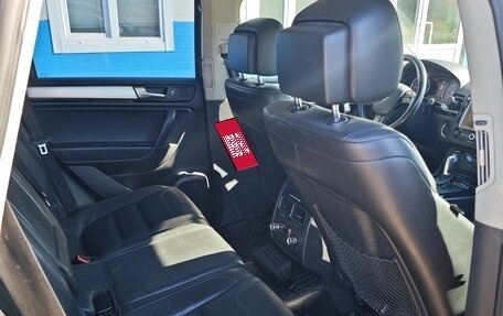 Volkswagen Touareg III, 2010 год, 1 600 000 рублей, 6 фотография