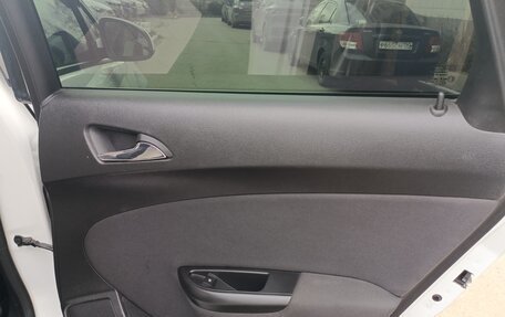 Opel Astra J, 2013 год, 930 000 рублей, 9 фотография