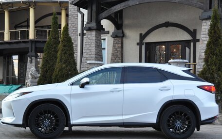 Lexus RX IV рестайлинг, 2019 год, 5 750 000 рублей, 6 фотография