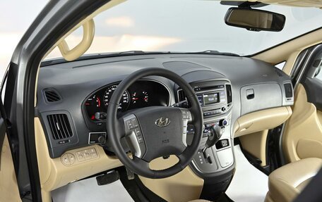 Hyundai H-1 II рестайлинг, 2019 год, 2 599 000 рублей, 6 фотография