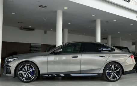 BMW 5 серия, 2025 год, 8 700 000 рублей, 3 фотография