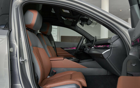 BMW 5 серия, 2025 год, 8 700 000 рублей, 7 фотография