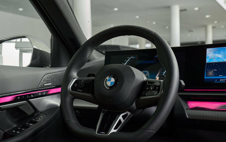 BMW 5 серия, 2025 год, 8 700 000 рублей, 11 фотография