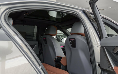 BMW 5 серия, 2025 год, 8 700 000 рублей, 13 фотография