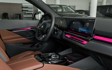 BMW 5 серия, 2025 год, 8 700 000 рублей, 9 фотография