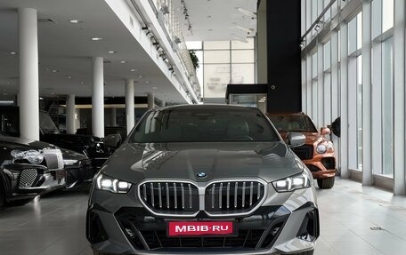 BMW 5 серия, 2025 год, 8 700 000 рублей, 2 фотография