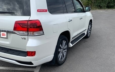 Toyota Land Cruiser 200, 2016 год, 9 600 000 рублей, 6 фотография