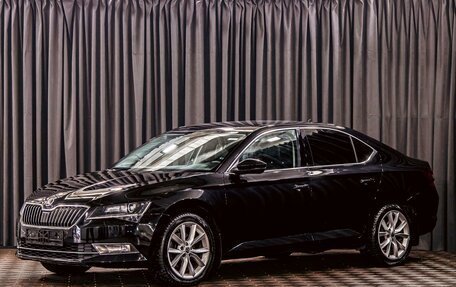 Skoda Superb III рестайлинг, 2019 год, 1 795 000 рублей, 1 фотография