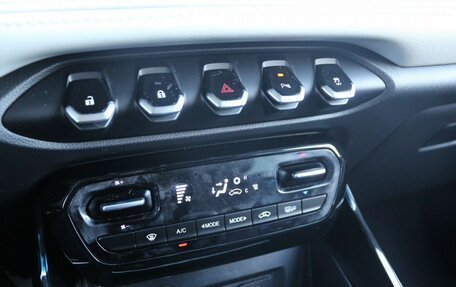 Chevrolet Captiva, 2022 год, 1 750 000 рублей, 13 фотография