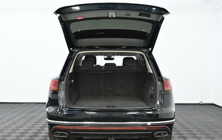 Volkswagen Touareg III, 2019 год, 3 899 000 рублей, 19 фотография