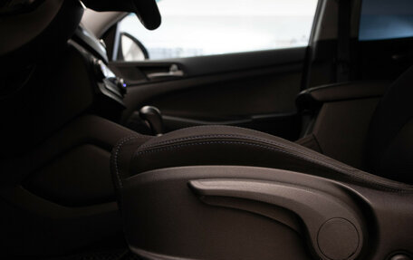 Hyundai Tucson III, 2018 год, 1 990 000 рублей, 26 фотография