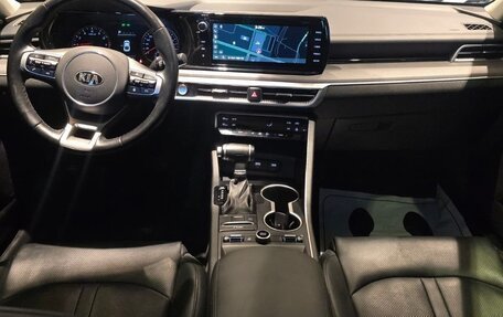 KIA K5, 2020 год, 2 300 000 рублей, 2 фотография