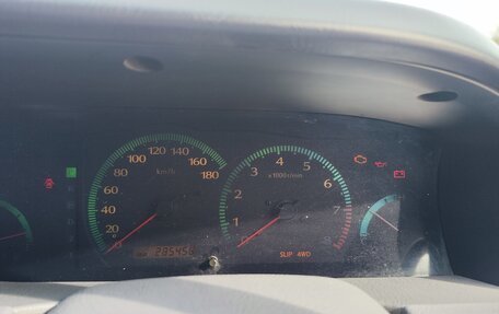 Nissan Gloria XI, 2000 год, 850 000 рублей, 12 фотография