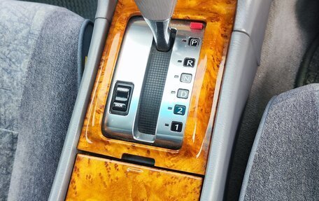 Nissan Gloria XI, 2000 год, 850 000 рублей, 11 фотография