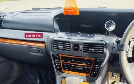 Nissan Gloria XI, 2000 год, 850 000 рублей, 10 фотография