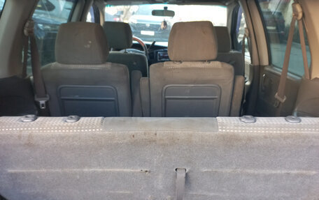 Mazda MPV II, 2005 год, 300 000 рублей, 11 фотография