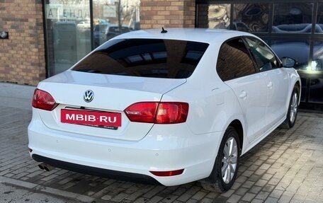 Volkswagen Jetta VI, 2013 год, 1 170 000 рублей, 6 фотография