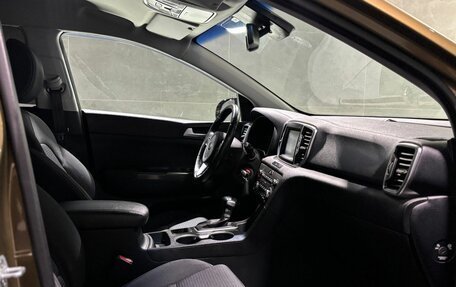 KIA Sportage IV рестайлинг, 2017 год, 2 050 000 рублей, 9 фотография