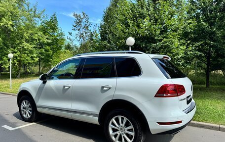 Volkswagen Touareg III, 2014 год, 2 090 000 рублей, 4 фотография
