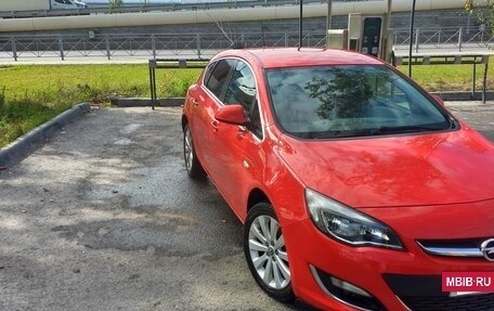 Opel Astra J, 2012 год, 700 000 рублей, 3 фотография