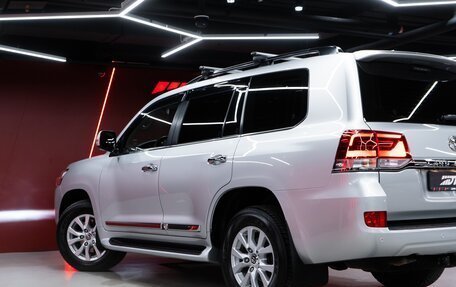 Toyota Land Cruiser 200, 2018 год, 8 700 000 рублей, 11 фотография