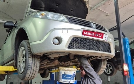 Renault Sandero I, 2011 год, 570 000 рублей, 2 фотография