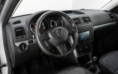 Skoda Yeti I рестайлинг, 2014 год, 989 000 рублей, 10 фотография