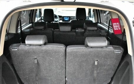 Suzuki Ertiga II, 2022 год, 2 099 000 рублей, 12 фотография