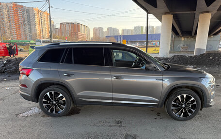 Skoda Kodiaq I, 2023 год, 4 750 000 рублей, 10 фотография