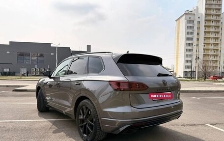 Volkswagen Touareg III, 2019 год, 5 200 000 рублей, 3 фотография