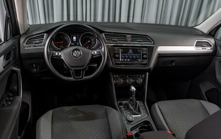 Volkswagen Tiguan II, 2017 год, 2 169 000 рублей, 6 фотография